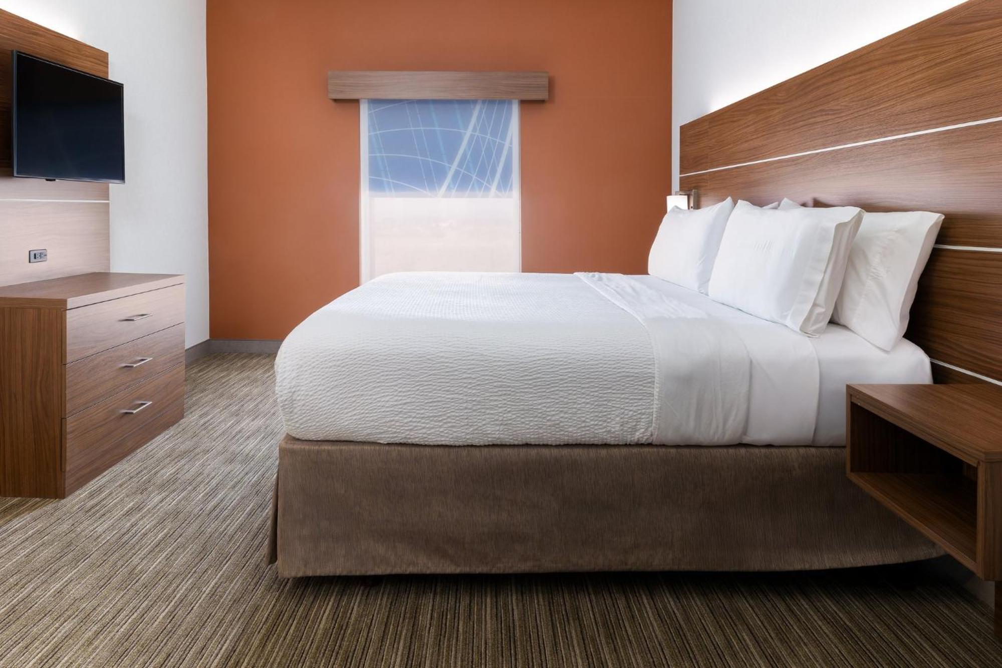Holiday Inn Express & Suites Las Vegas Sw Springvalley By Ihg Exterior foto